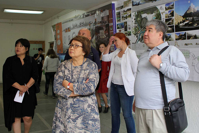 Ceremonial awards for students of the Faculty of Medicine and the Faculty of Architecture, Design and Construction (graduates and 5th year students)